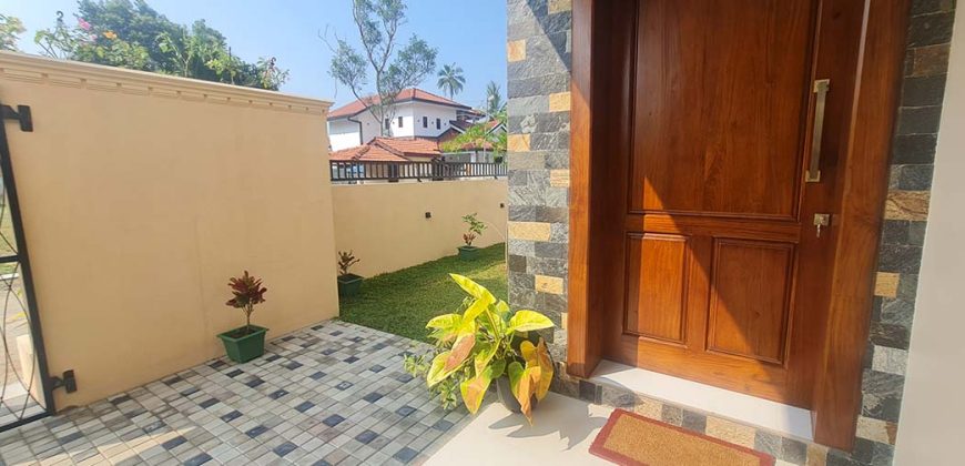 Modern Luxury Box Model House with Landscaped Rooftop Garden | Daluwakotuwa Negombo