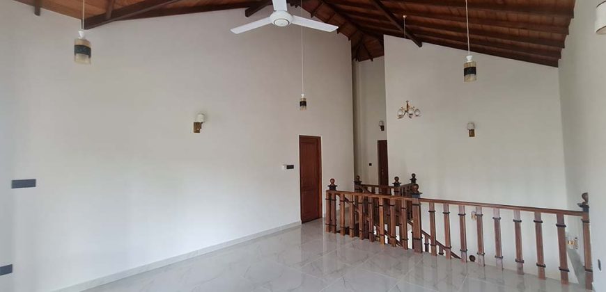 Luxury Beautiful Two Story House at Daluwakotuwa Negombo