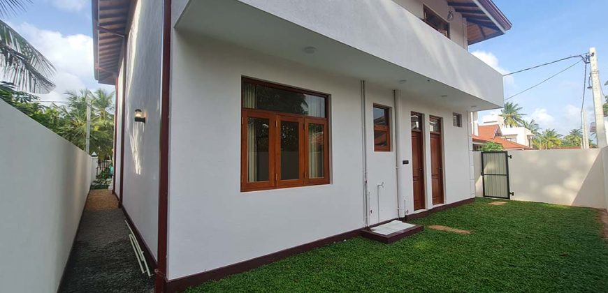 Luxury Beautiful Two Story House at Daluwakotuwa Negombo