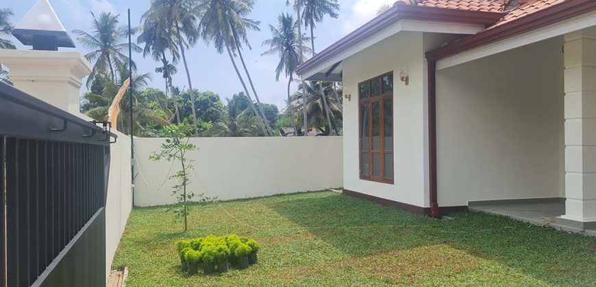 Single Story Three Bedroomed House Near Airport